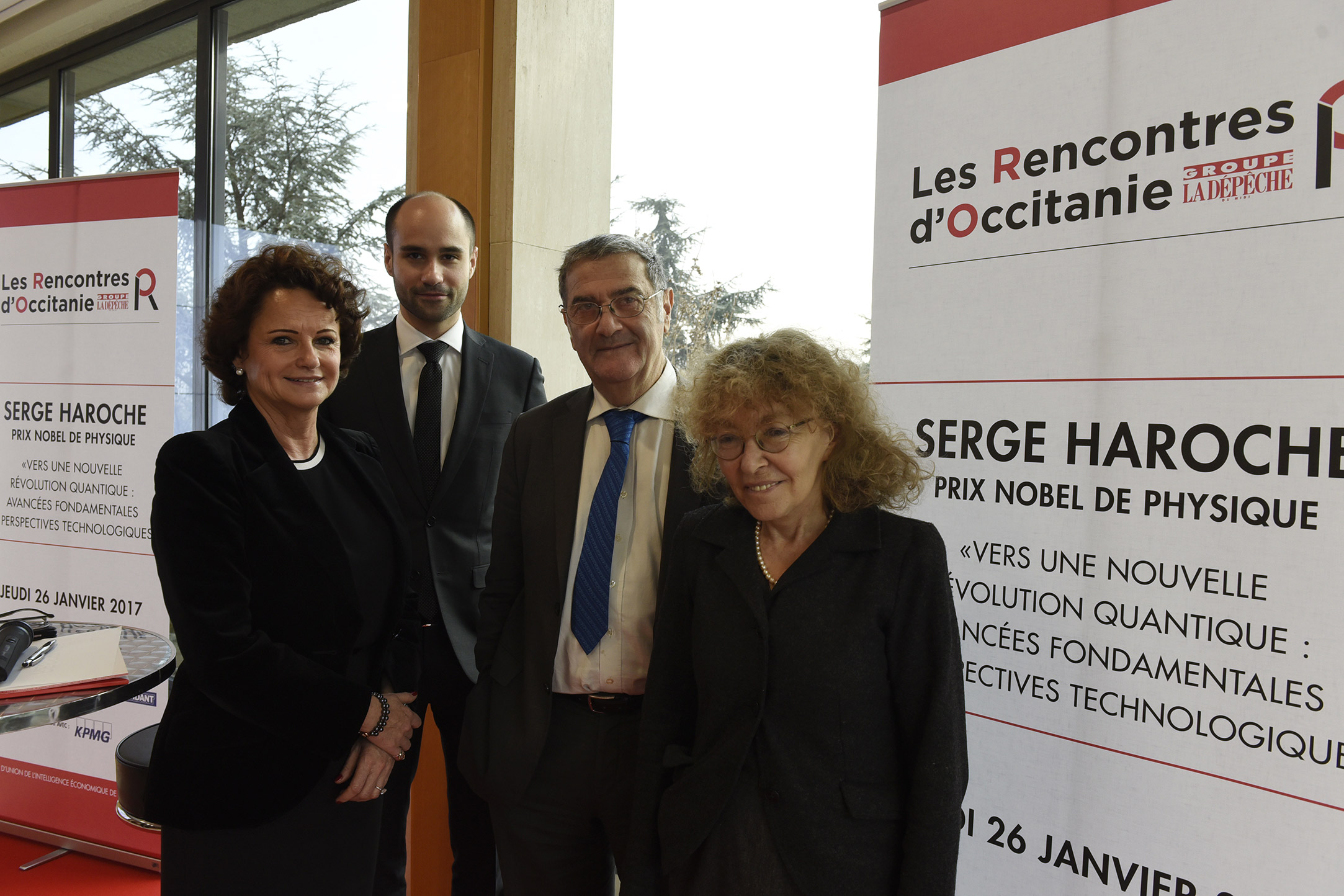 Serge HAROCHE et son épouse accueillis par Marie-France MARCHAND-BAYLET et Jean-Benoit BAYLET