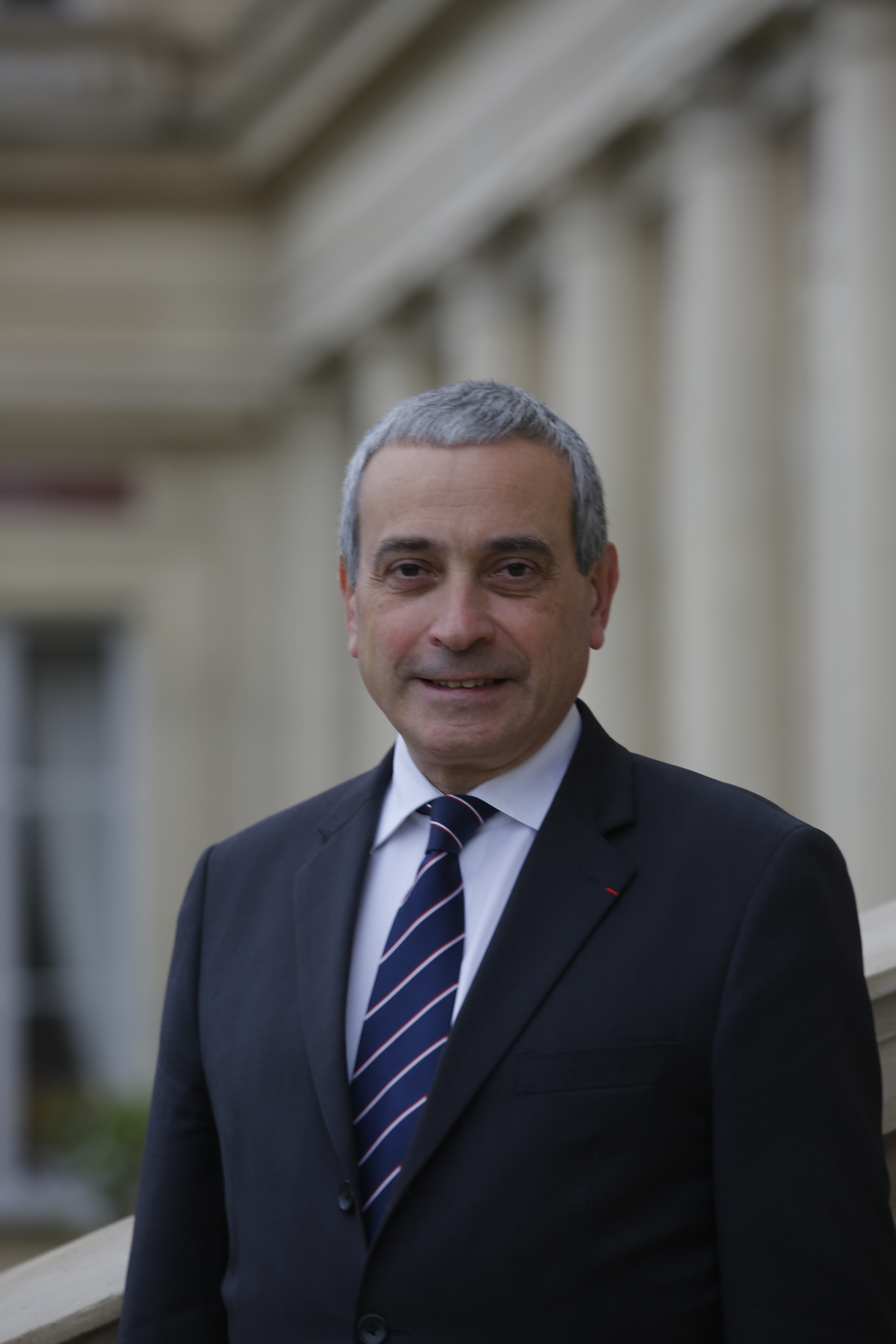 Son excellence Laurent STÉFANINI Ambassadeur, délégue permanent de la France auprès de l'UNESCO