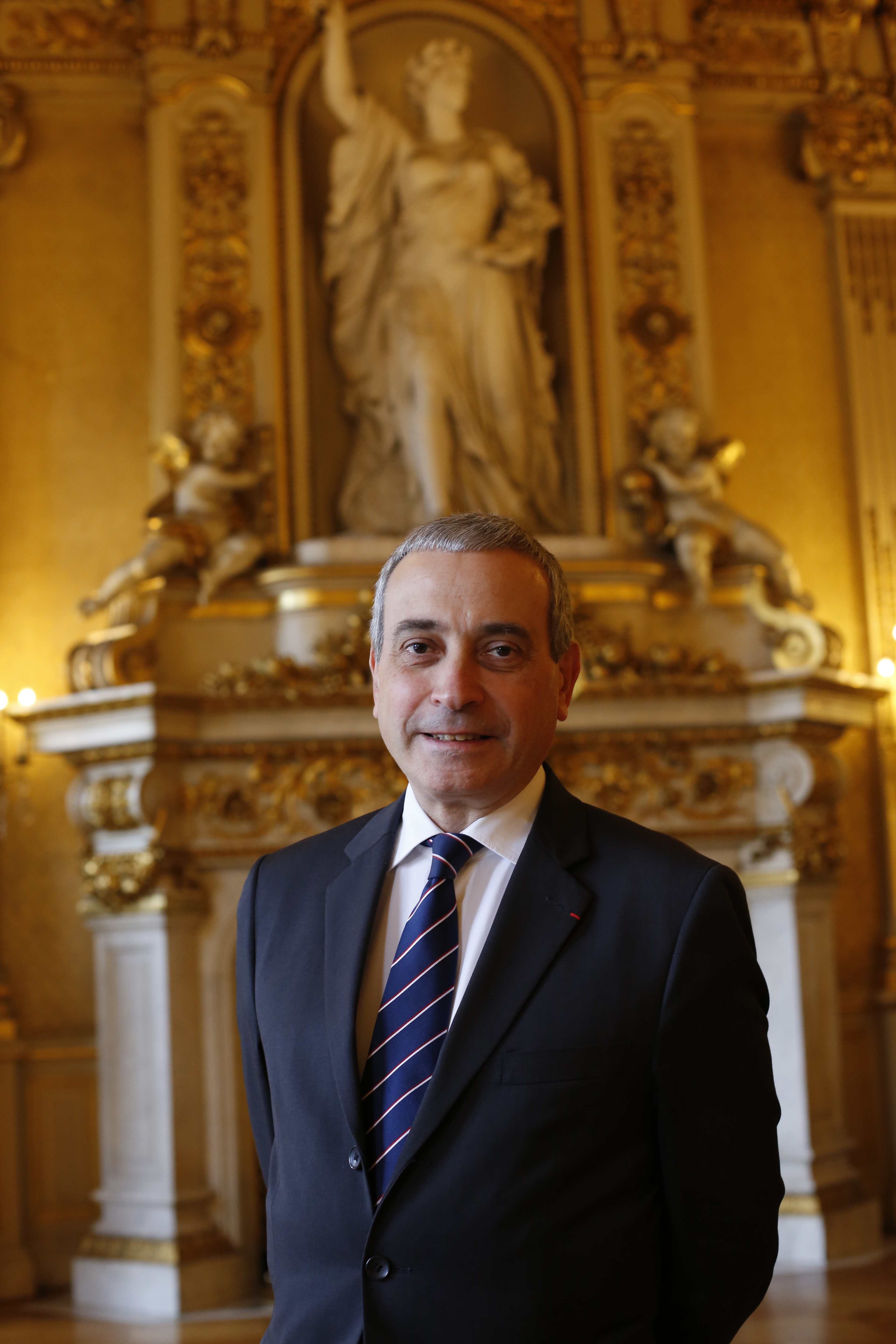 Son excellence Laurent STÉFANINI Ambassadeur, délégue permanent de la France auprès de l'UNESCO2